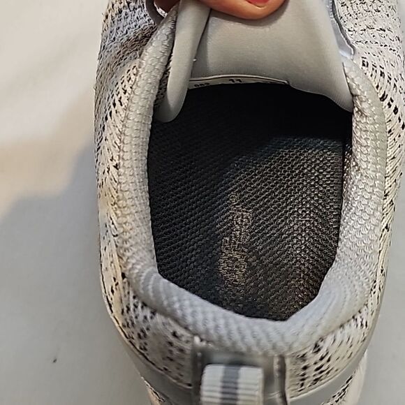 ORTHOFEET ATHLETIC SNEAKERS SIZE  11 WIDE W/ORTHOPEDIC INSOLES EXCELLENT COND. - Picture 5 of 7